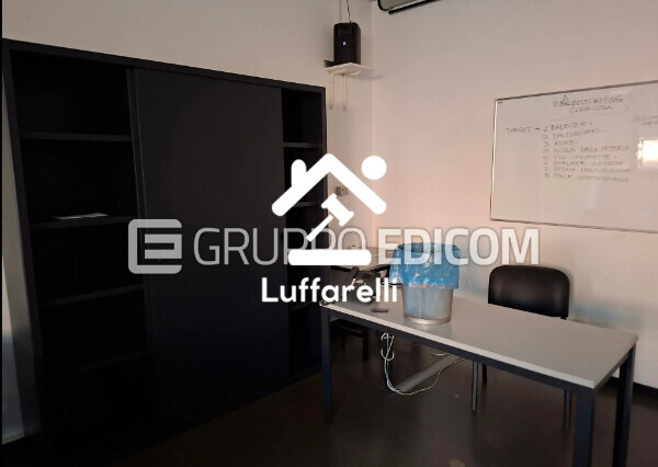 Mobili E Arredo Per Ufficio — foto 2