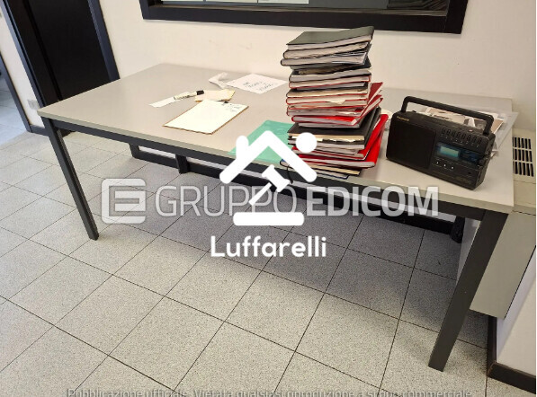Mobili E Arredo Per Ufficio — foto 5