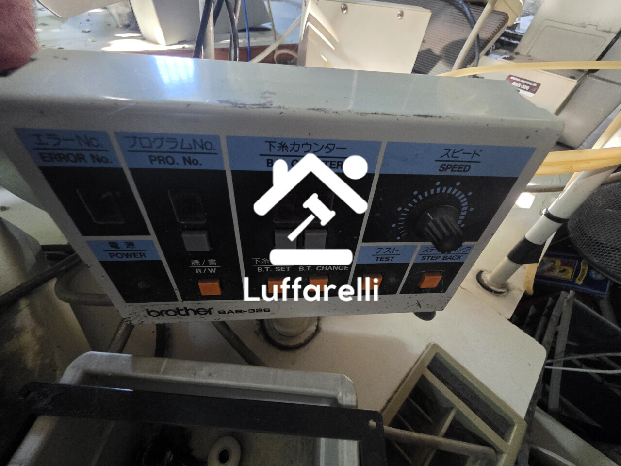Macchinari Per L'Industria Tessile, Lavorazione Pelli E Calzature – Il lotto comprende 70 macchinari per la produzione di confezioni… — foto 8