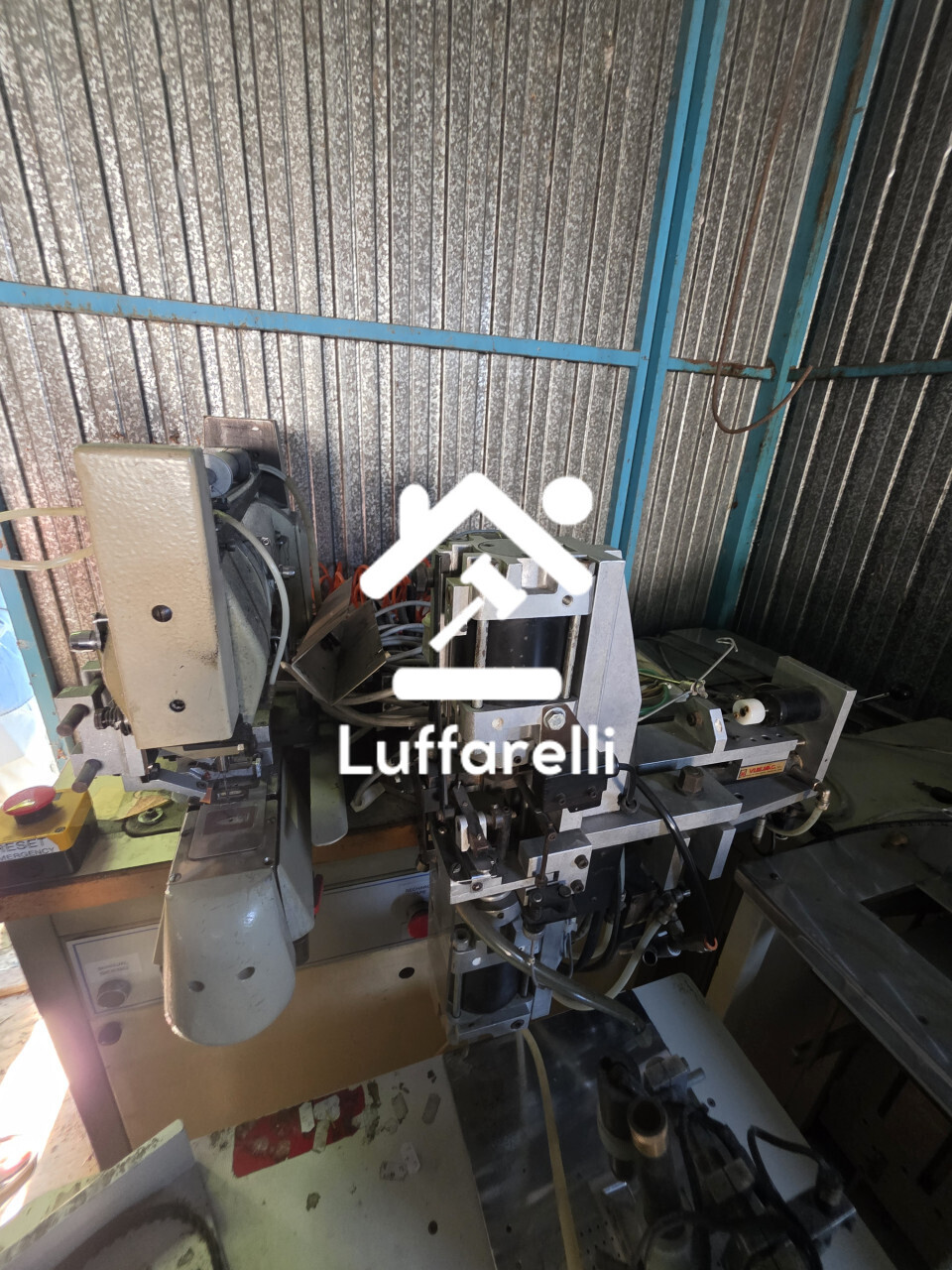 Macchinari Per L'Industria Tessile, Lavorazione Pelli E Calzature – Il lotto comprende 70 macchinari per la produzione di confezioni… — foto 4