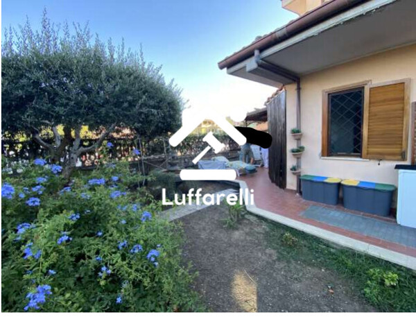 CASA / VILLA VIA FRATELLI SOPRANI - CERVETERI