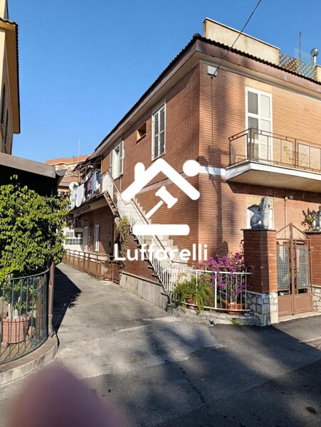 APPARTAMENTO VIA RAFFAELLO SANZIO - CISTERNA DI LATINA