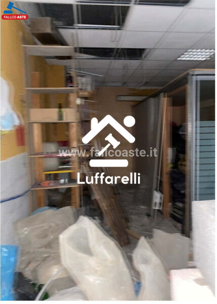 GARAGE / POSTO AUTO VIA ALBERT SCHWEITZER - ROMA