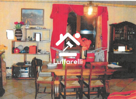 APPARTAMENTO PIAZZA MARTIRI DELLA LIBERTÀ - LARIANO — foto 5