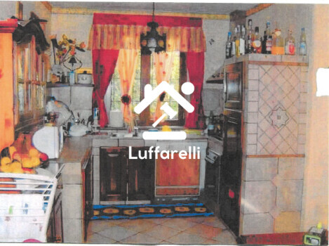 APPARTAMENTO PIAZZA MARTIRI DELLA LIBERTÀ - LARIANO — foto 4
