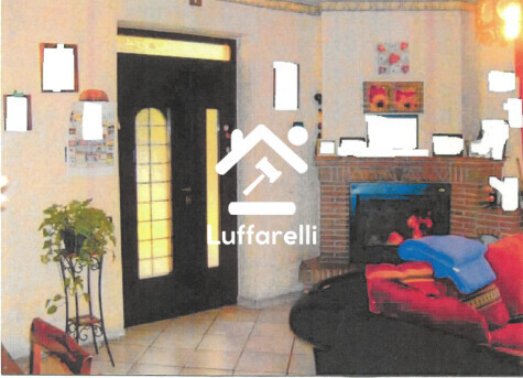 APPARTAMENTO PIAZZA MARTIRI DELLA LIBERTÀ - LARIANO — foto 3