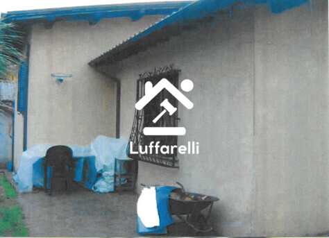 APPARTAMENTO PIAZZA MARTIRI DELLA LIBERTÀ - LARIANO — foto 2