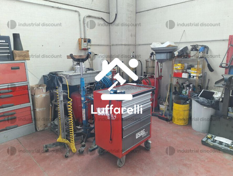 Attrezzature Ed Utensili — foto 2