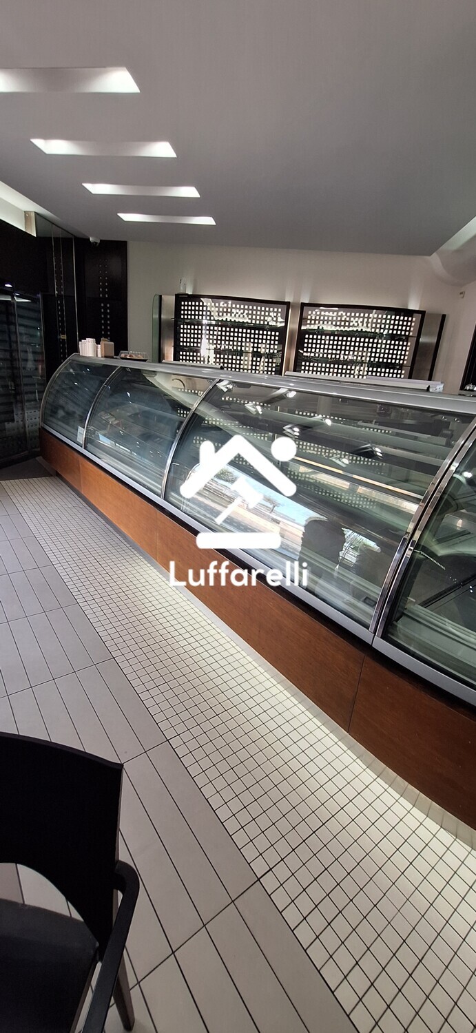 Attrezzature Ed Utensili — foto 2
