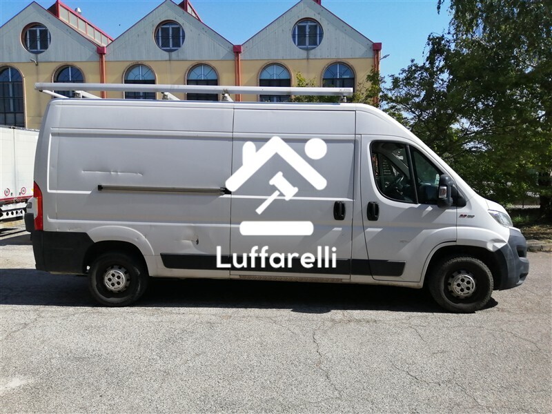 Automezzi Commerciali — foto 2