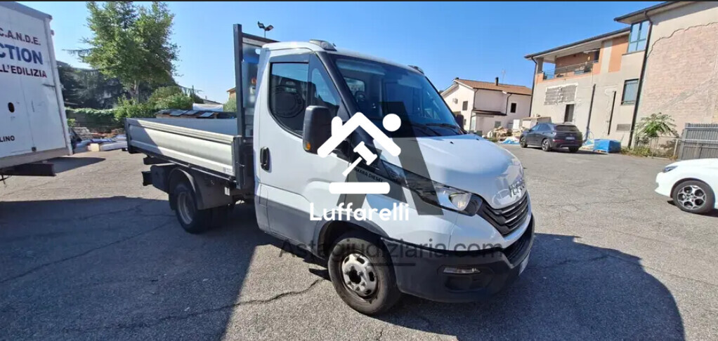 Automezzi Commerciali — foto 2