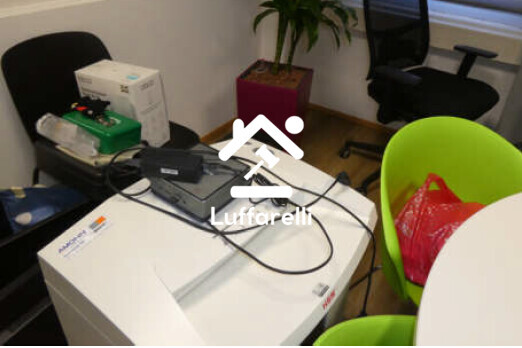 Computer E Attrezzatura Informatica — foto 3