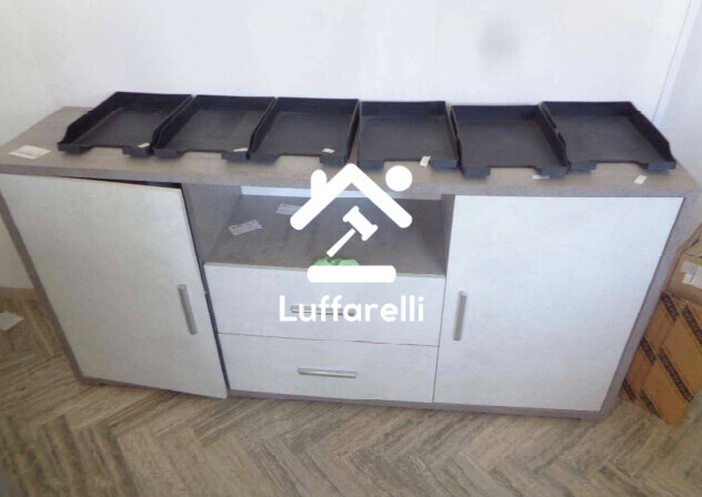 Attrezzature Varie – mobili archivio, attrezzature ufficio e materiale informatico… — foto 3