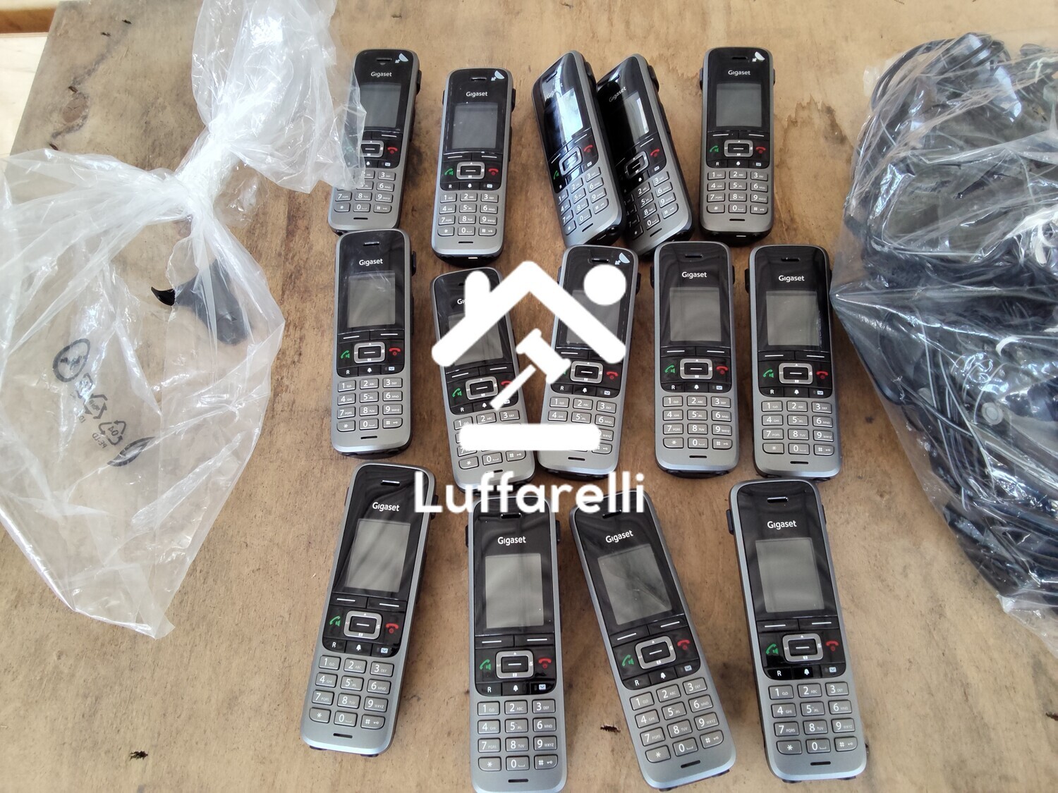 Macchine Ed Attrezzature Per LUfficio – Lotto n.3N. 6 COMPUTER PORTATILI.VARIE MARCHE, N. 14 TELEFONI… — foto 3