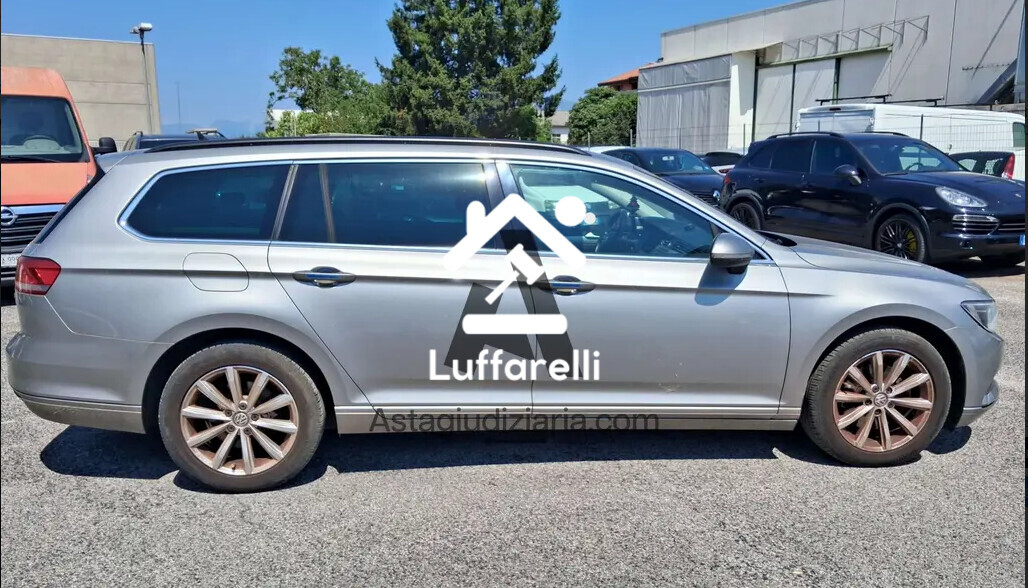 Veicoli – Autoveicolo Volkswagen Passat, targato FF67, km rilevati… — foto 3