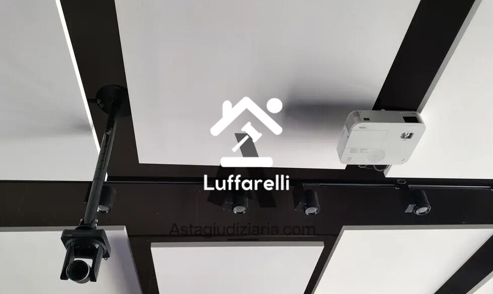 Attrezzature Varie – Lotto composto da arredi e attrezzature complete per attività di… — foto 6