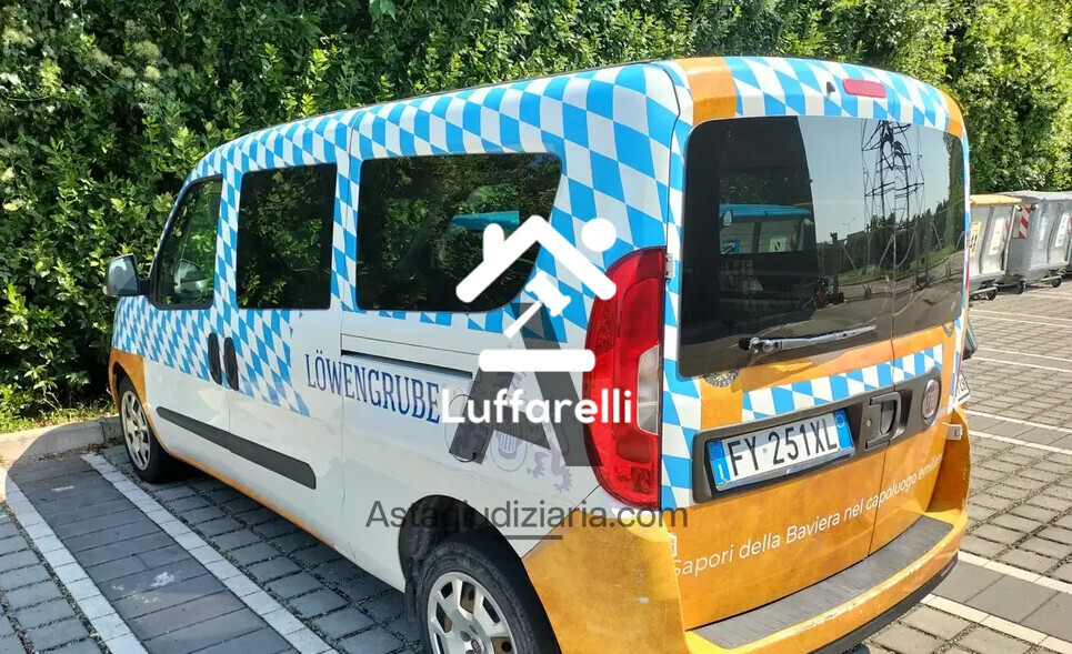 Autovetture – AUTOCARRO FIAT DOBLO', TARGATO FY251XL, N.TELAIO… — foto 4