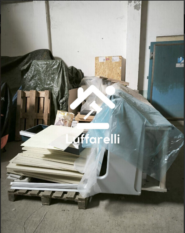 Commercio Al Dettaglio, Ristorazione E Industria Alberghiera – Il lotto comprende: n. 1 Bancone Refrigerato ad uso carni… — foto 4