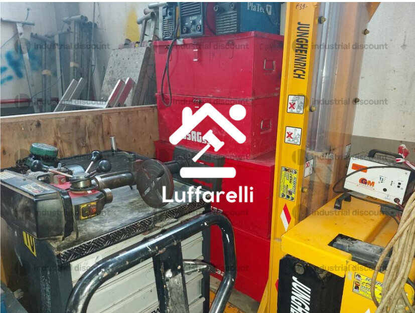 Attrezzature Ed Utensili – Attrezzature da officina — foto 9