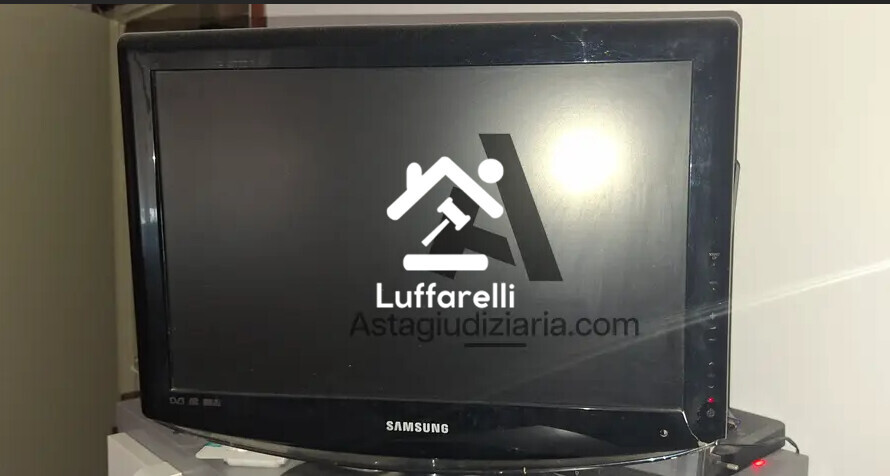 Mobili Da Casa E Varie – LOTTO 1 ARREDO CASA COMPOSTO DA: ID. 1 :- SMART TV 43 (PHILIPS… — foto 4