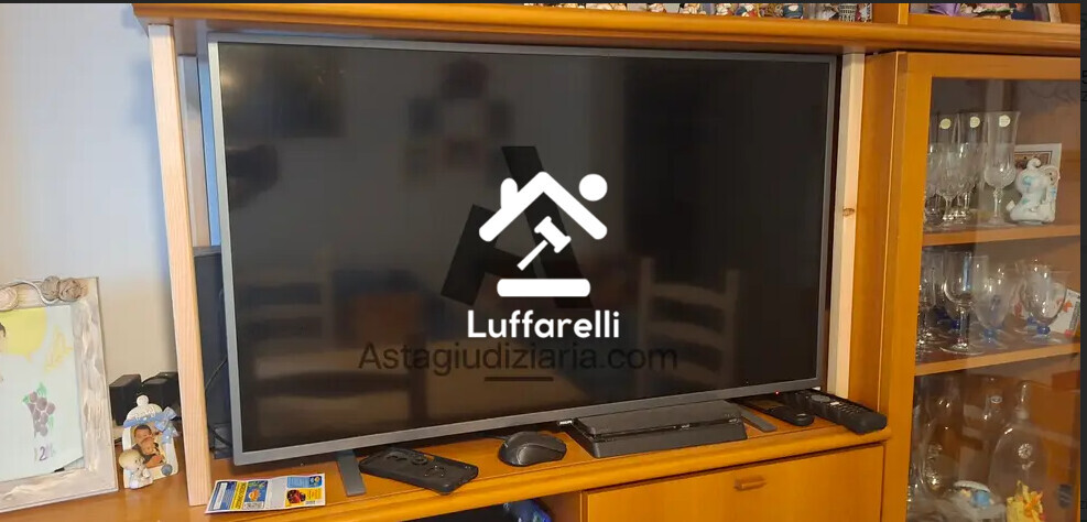 Mobili Da Casa E Varie – LOTTO 1 ARREDO CASA COMPOSTO DA: ID. 1 :- SMART TV 43 (PHILIPS… — foto 5