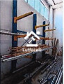 Attrezzature Industriali – n. 2 Cantilever metallico a 3 colonne, dimensioni lineari cm… — foto 2