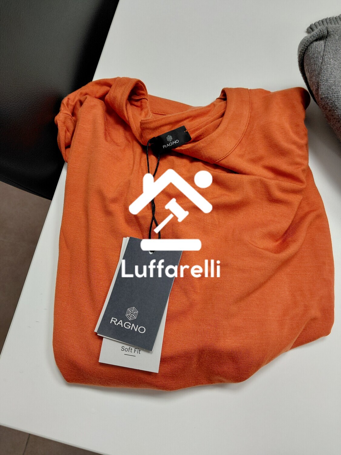 Abbigliamento E Calzature – LOTTO COMPOSTO DA ARTICOLI VARI — foto 4