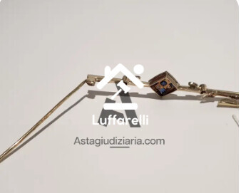 Preziosi – una spilla Amadori in oro giallo e bianco 18 kt con brillanti e… — foto 2