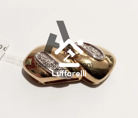 Preziosi – una chiusura per collana in oro giallo e bianco 18 kt con… — foto 3