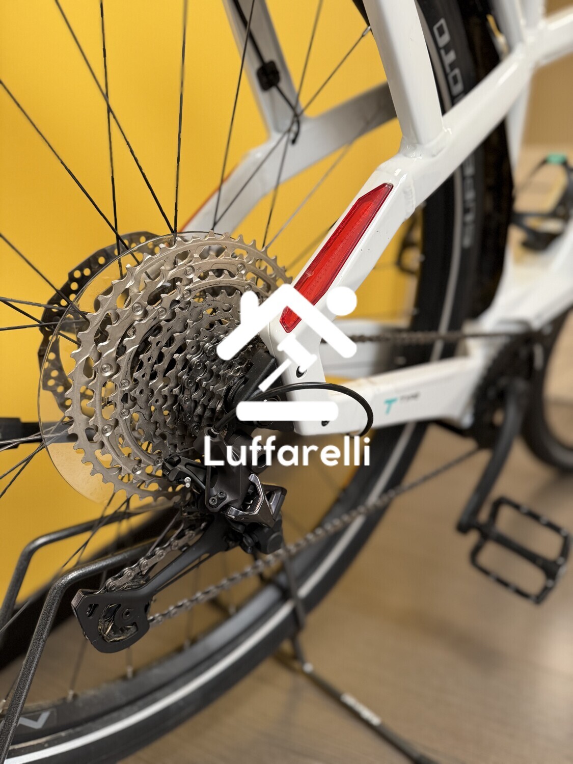 Veicoli – BICICLETTA ELETTRICA MARCA BIANCHI, MOD. G-OMNIA, motore Bosch… — foto 3