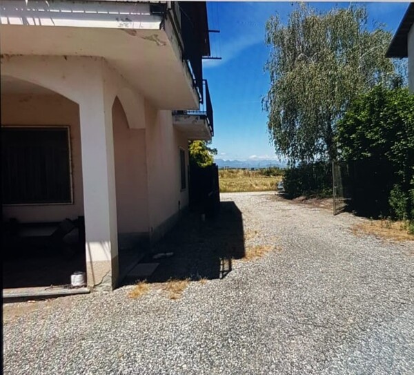 APPARTAMENTO CASCINA ALEMANNA - BURONZO — foto 2