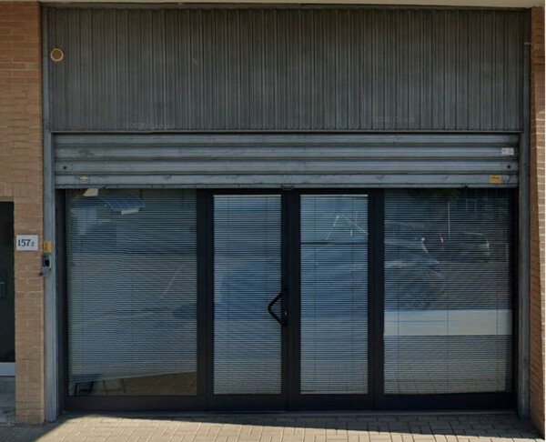 NEGOZIO O LOCALE COMMERCIALE VIA LAURENTINA - POMEZIA — foto 2