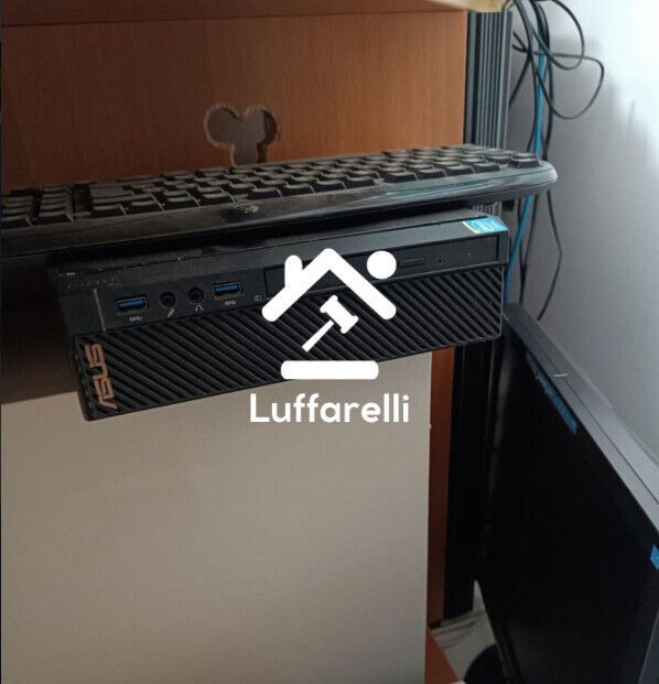 Macchinari, Impianti Ed Attrezzature Per L'Edilizia – Il lotto comprende macchinari e attrezzature per l'edilizia… — foto 2