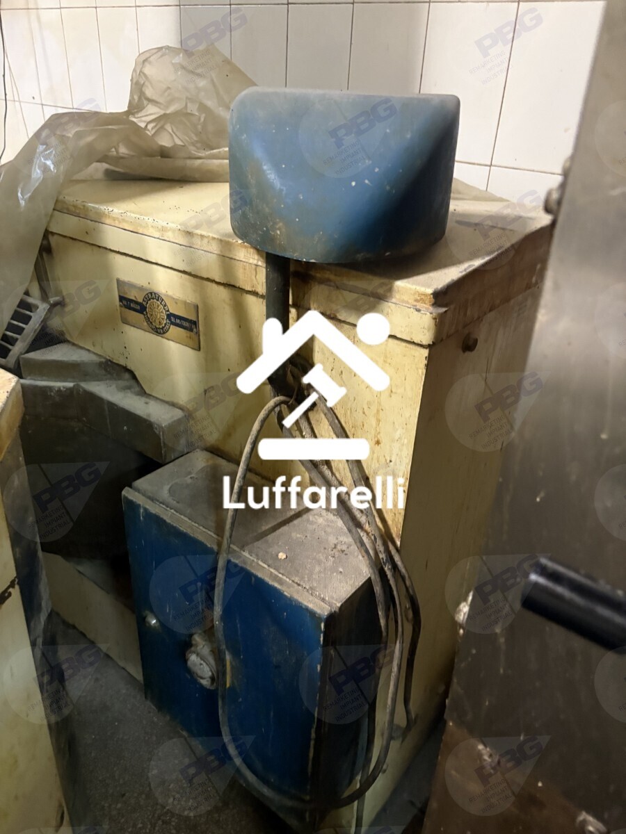 Commercio Al Dettaglio, Ristorazione E Industria Alberghiera – Si vende un'impastatrice a spirale, nello stato in cui si trova… — foto 3