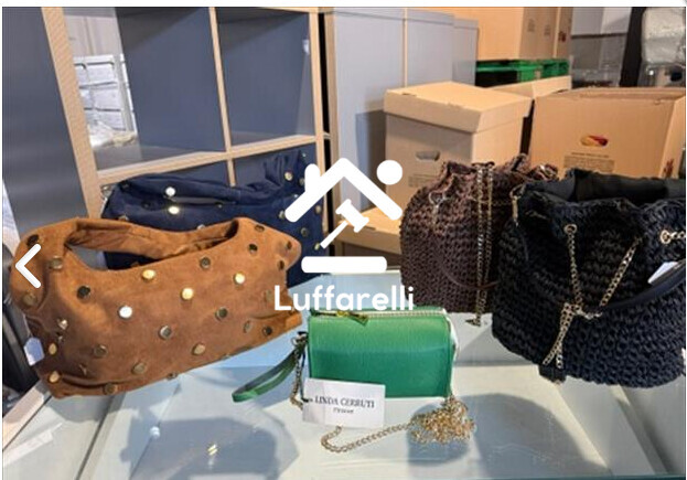 Abbigliamento E Calzature – Il lotto è composto da 16 borse da donna, di varie dimensioni… — foto 2