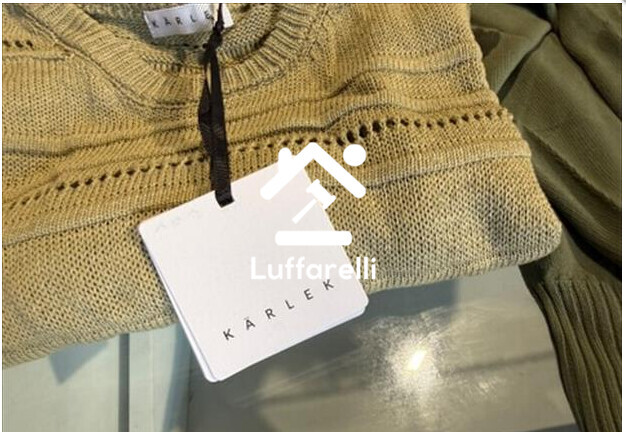 Abbigliamento E Calzature – Il lotto è composto da circa 31 pezzi di maglieria donna, in… — foto 2