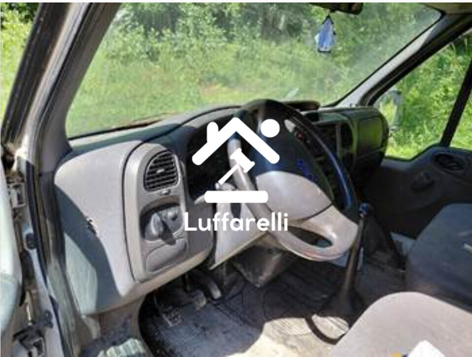 Automezzi Commerciali – Il lotto comprende due automezzi commerciali: un Fiat Ducato con… — foto 4