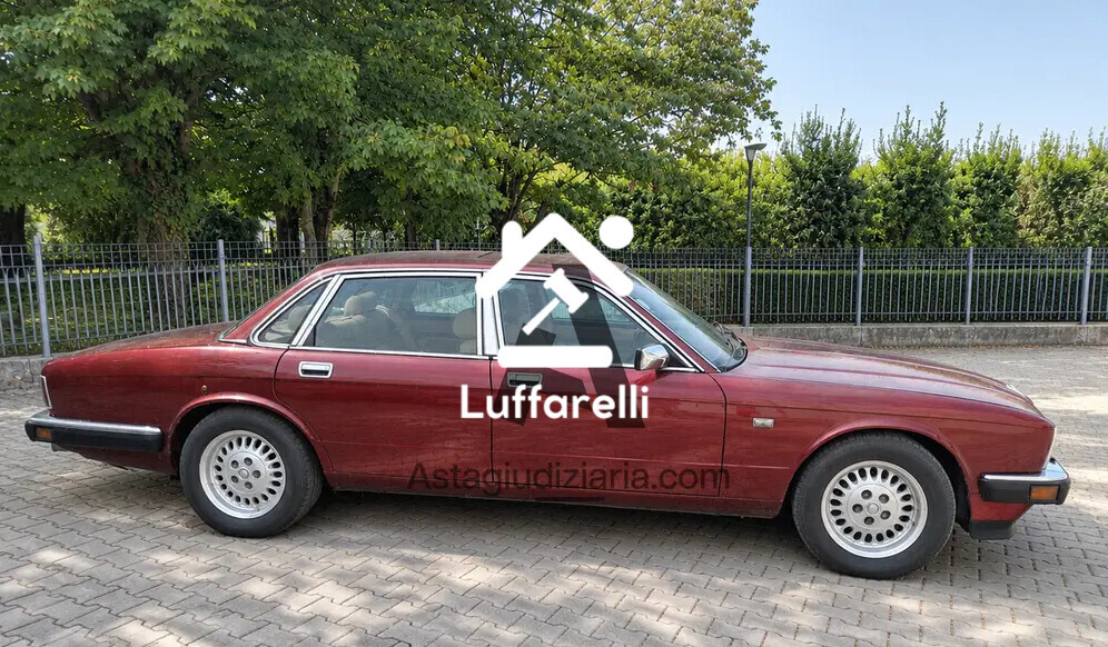 Autovetture – Il lotto comprende un'autovettura Jaguar Sovereign… — foto 3