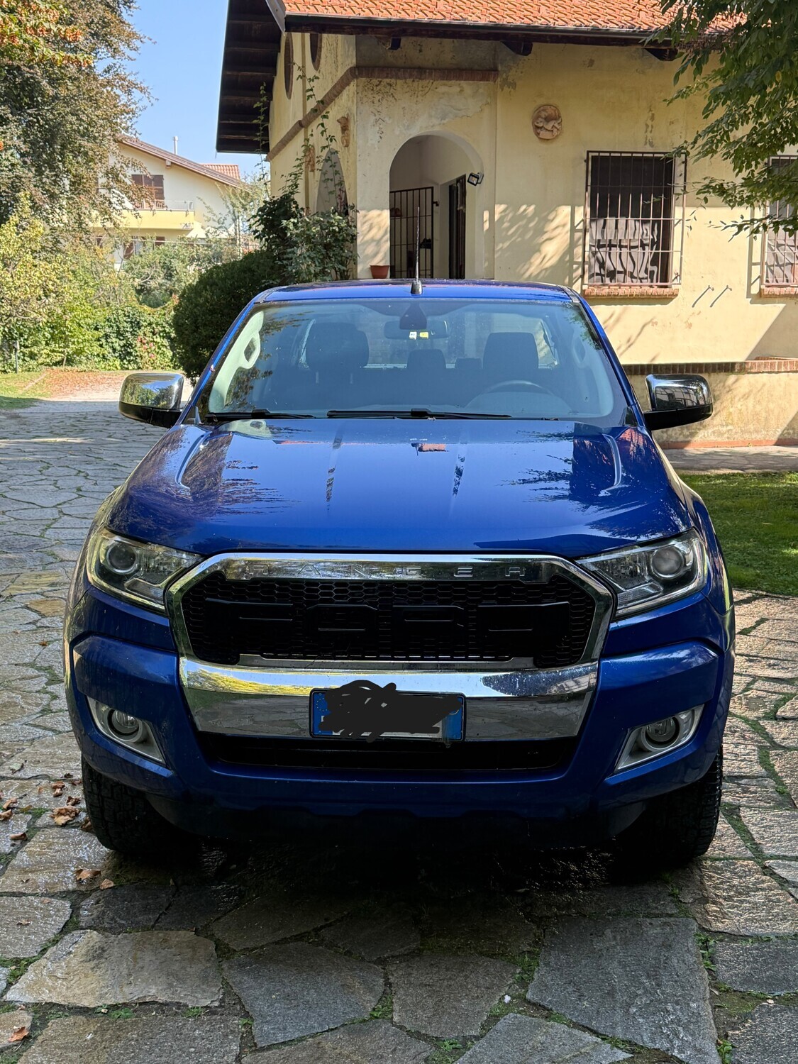 Autovetture – Il lotto comprende un pick-up Ford Ranger usato, con prima… — foto 4