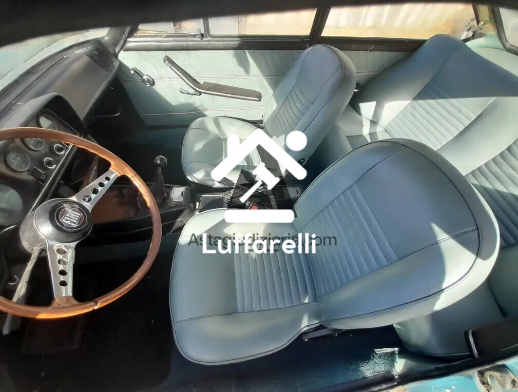Autovetture – Il lotto comprende un'autovettura Fiat 124 Coupé, immatricolata… — foto 3