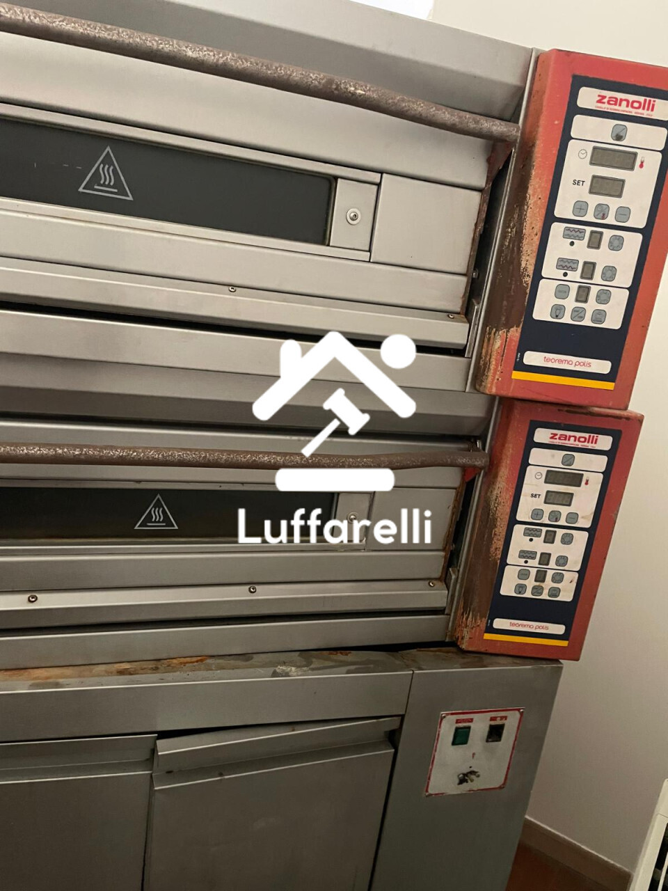 Commercio Al Dettaglio, Ristorazione E Industria Alberghiera – Il lotto comprende arredi e attrezzature per birreria/ristorante. — foto 8