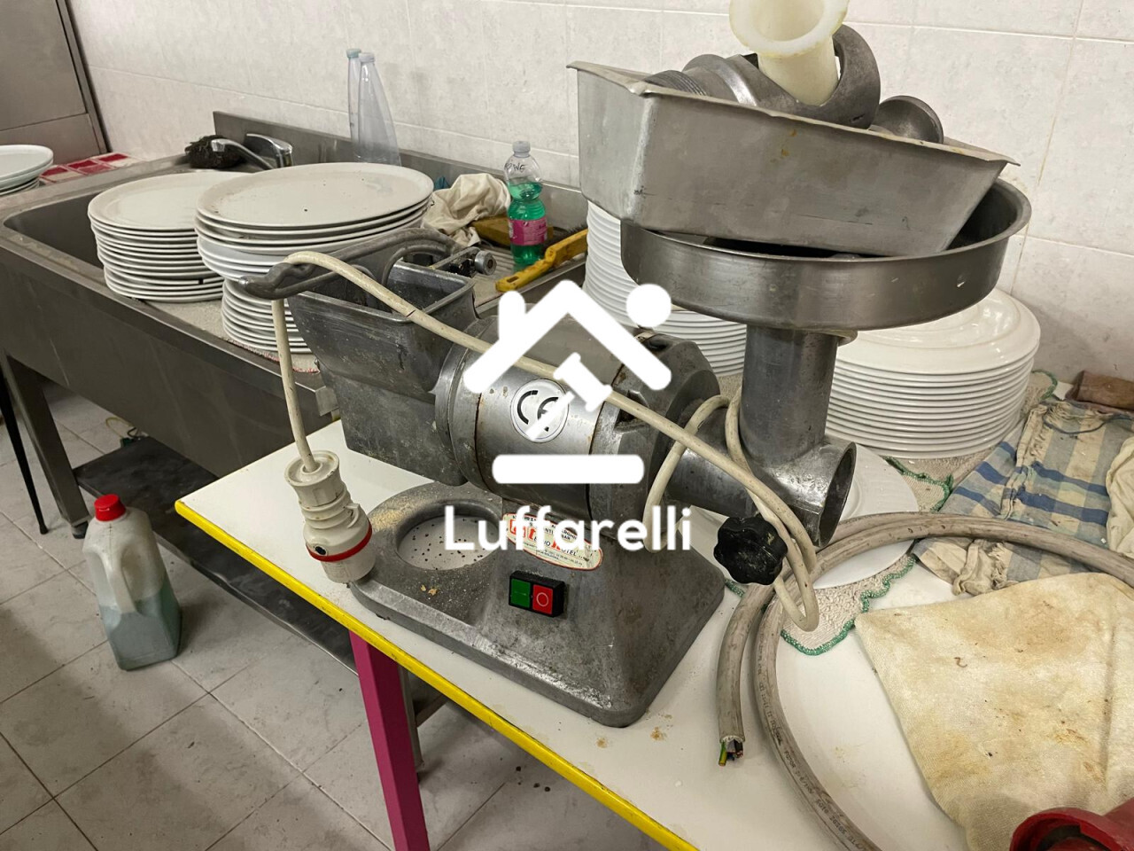 Commercio Al Dettaglio, Ristorazione E Industria Alberghiera – Il lotto comprende arredi e attrezzature per birreria/ristorante. — foto 7