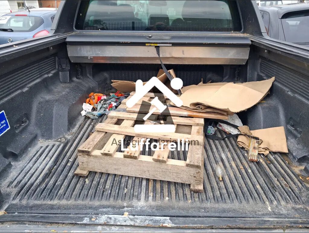 Veicoli – Il lotto comprende un autoveicolo Ford Ranger Raptor… — foto 9