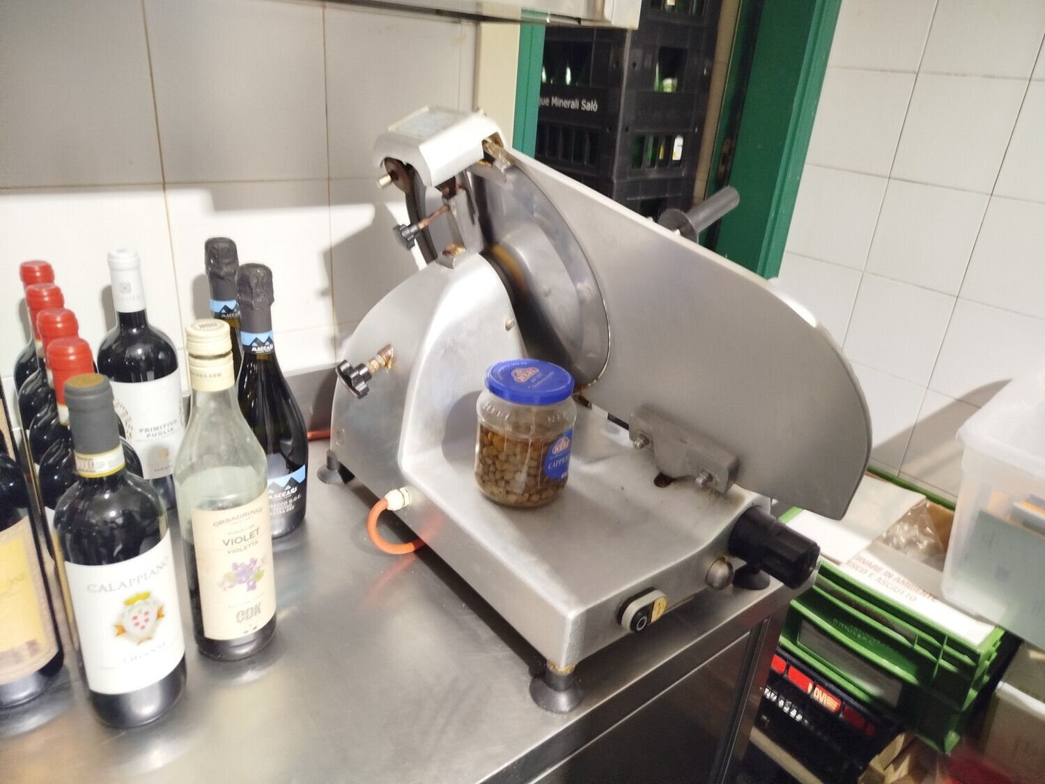 Commercio Al Dettaglio, Ristorazione E Industria Alberghiera – Arredi bar - — foto 3