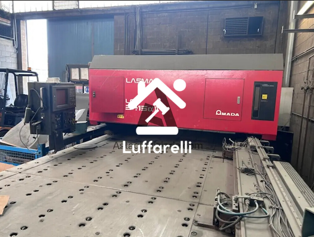 Attrezzature Industriali – Il lotto comprende una macchina per taglio laser di marca Amada… — foto 2