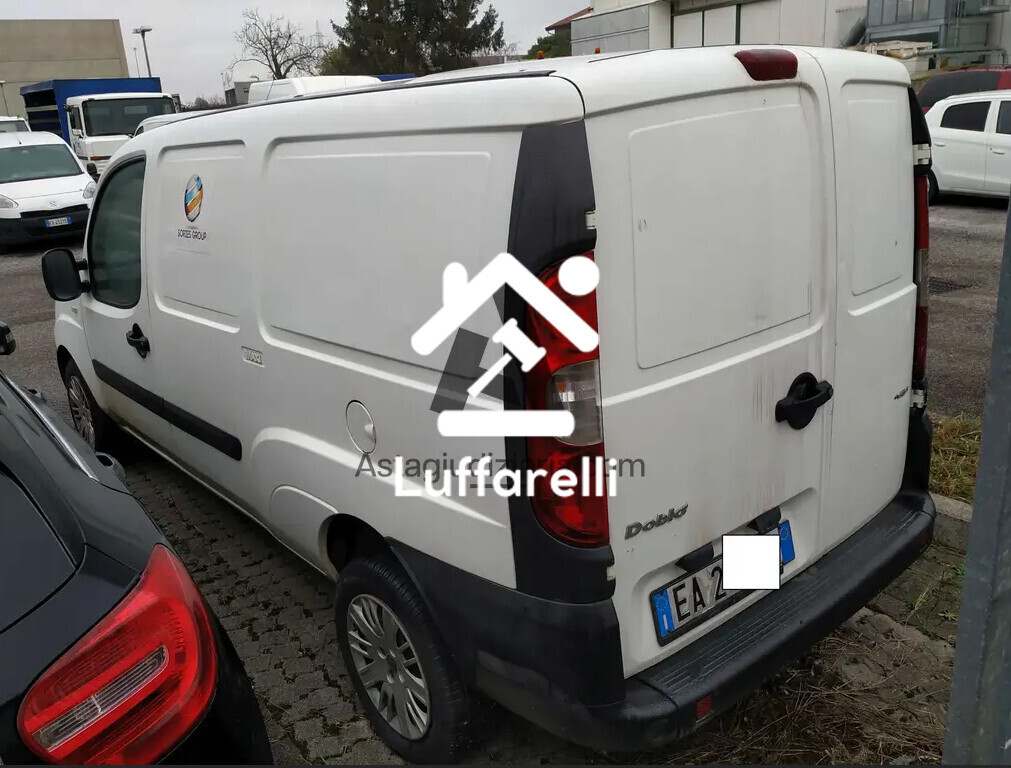 Veicoli – Il lotto comprende un autocarro Fiat Doblò, anno di… — foto 6