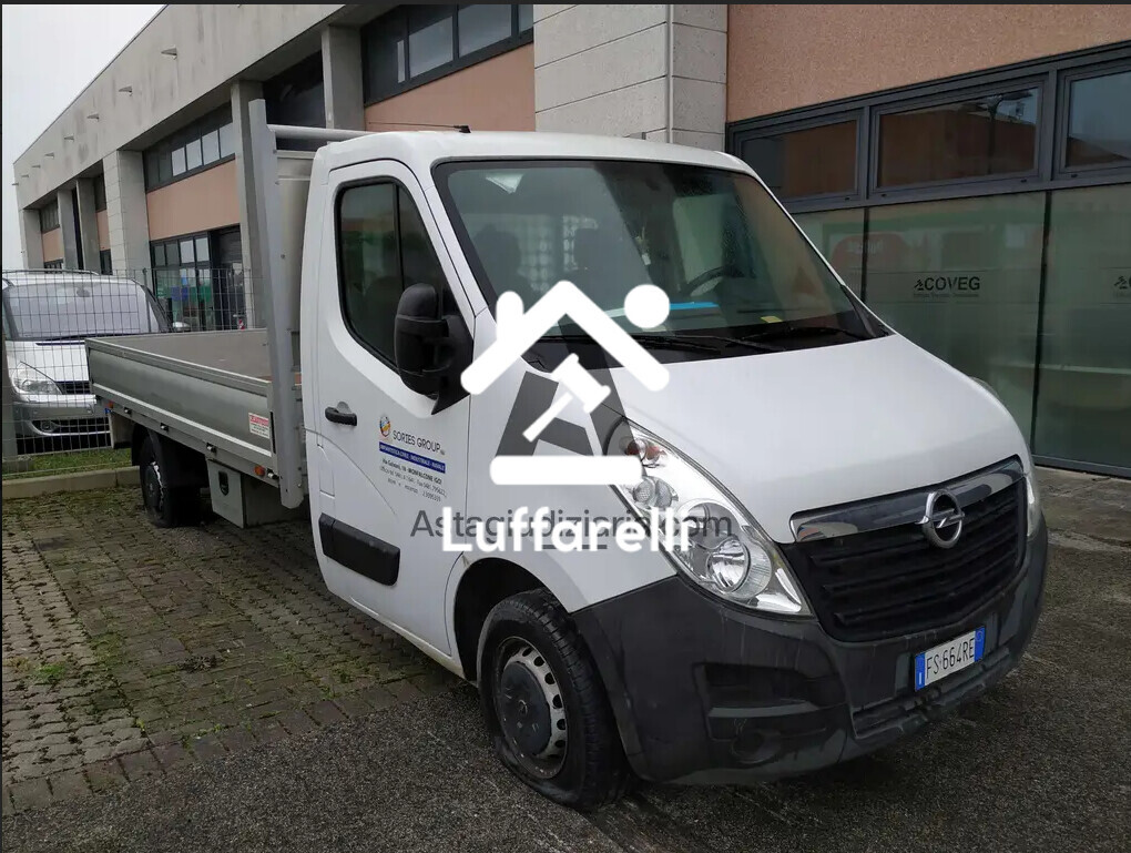 Veicoli – Il lotto comprende un autocarro Opel Movano, anno di… — foto 3