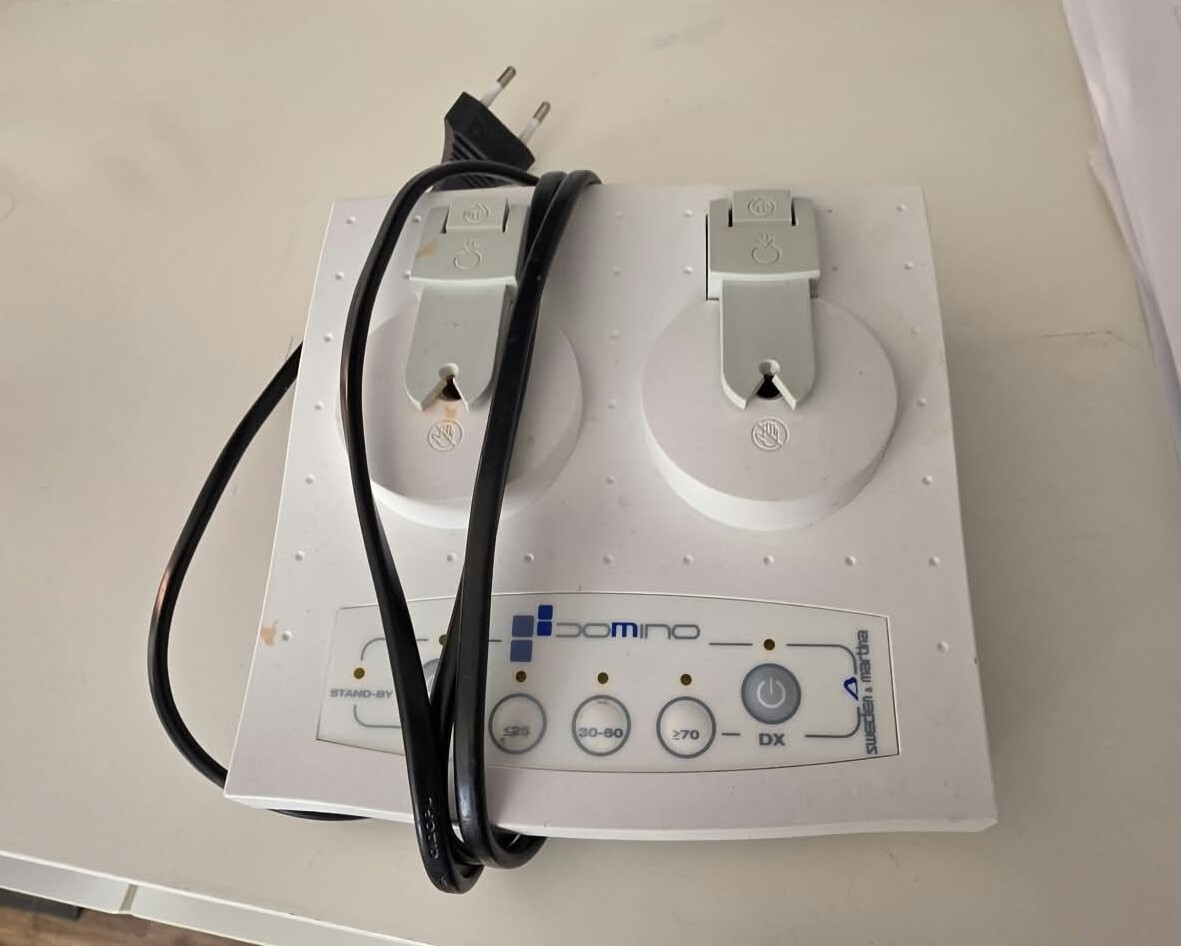 Attrezzature Mediche – LOTTO UNICO ATTREZZATURE E ARREDI STUDIO ODONTOIATRICO — foto 6