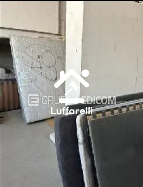 Mobili Da Casa E Varie – Arredi per la zona notte comprendente letti, divani letto… — foto 3
