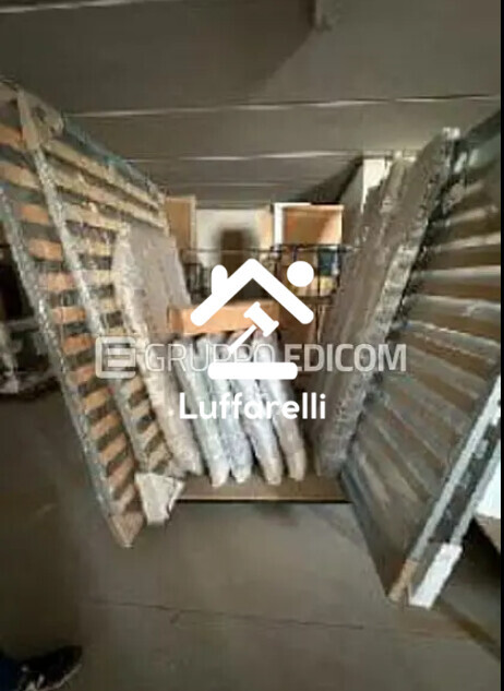 Mobili Da Casa E Varie – Il lotto comprende materassi, componenti per letto, reti a doghe… — foto 2